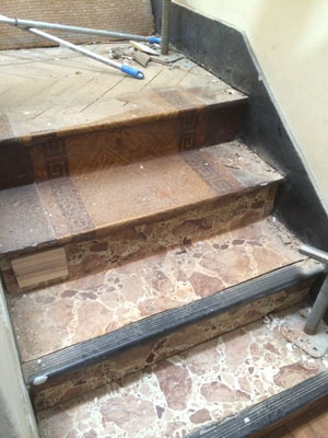 Fatima escalera, gold, Dubái, Carpintería, moma  https://www.carpinteriamoma.com, carpintería, Vigo, reformas, integral, parquet,  armarios,  suelos , diseño , 8888, Pontevedra, ebanistería