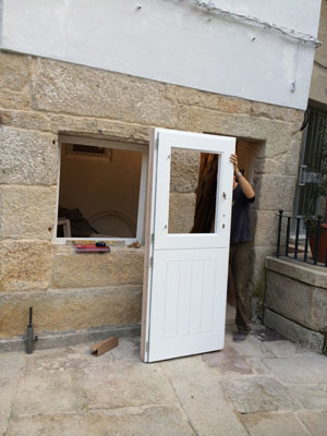 Marin ari plaza beigiña, gold, Dubái, Carpintería, moma  https://www.carpinteriamoma.com, carpintería, Vigo, reformas, integral, parquet,  armarios,  suelos , diseño , 8888, Pontevedra, ebanistería